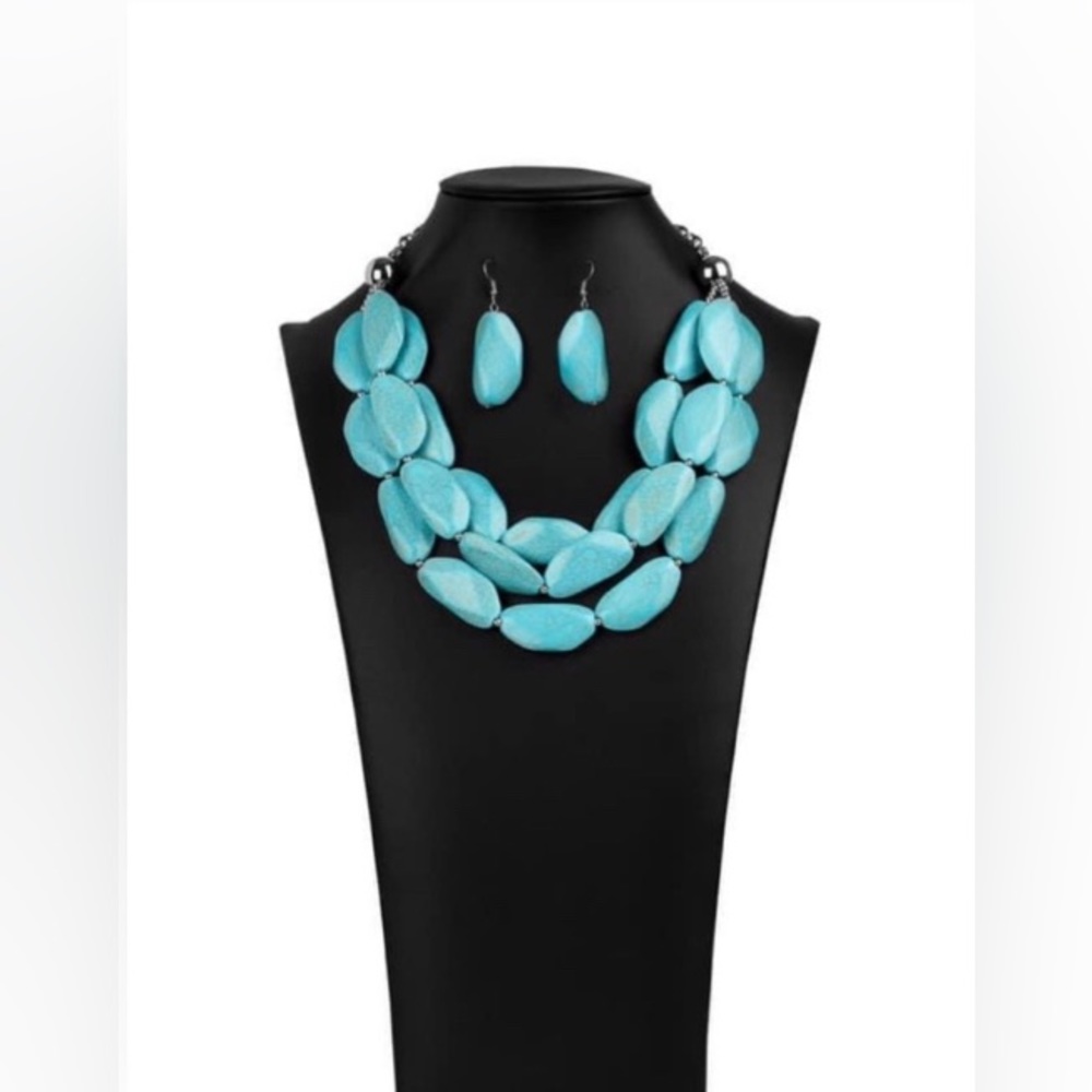 ❣️2020 Zi Collection Turquoise “Authentic” necklace❣️*